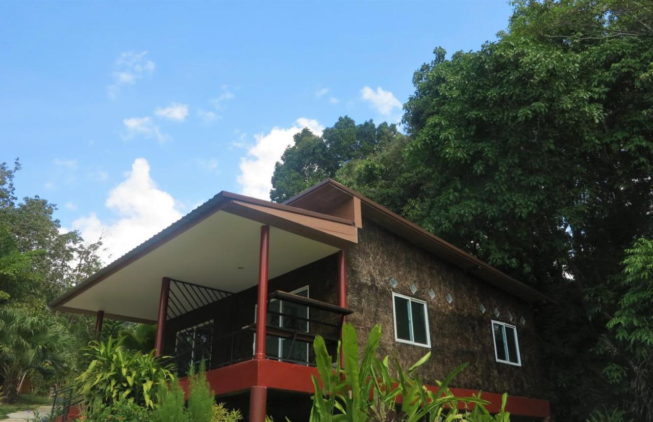 Koh Jum Coral Bay Resort Buitenkant foto