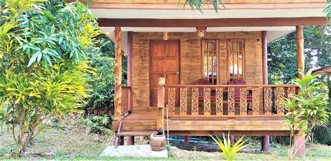 Koh Jum Coral Bay Resort Buitenkant foto