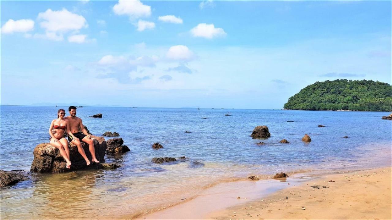 Koh Jum Coral Bay Resort Buitenkant foto
