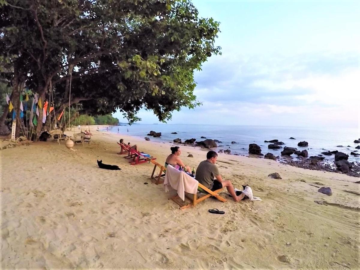 Koh Jum Coral Bay Resort Buitenkant foto