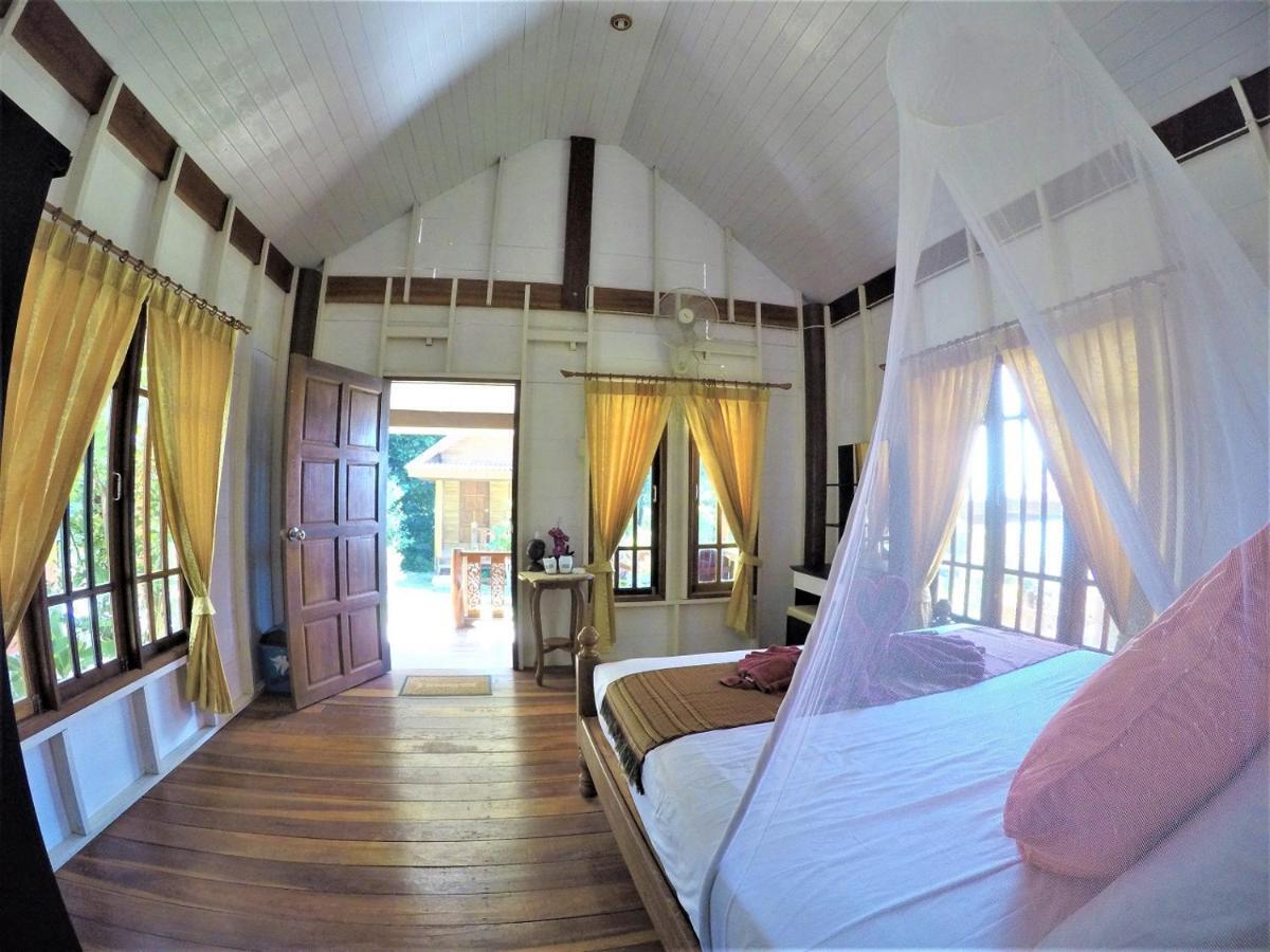 Koh Jum Coral Bay Resort Buitenkant foto