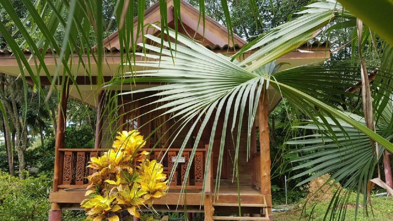 Koh Jum Coral Bay Resort Buitenkant foto