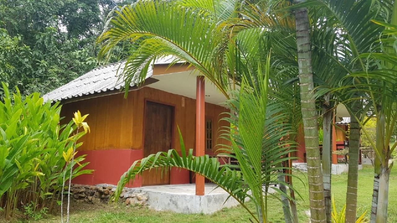 Koh Jum Coral Bay Resort Buitenkant foto