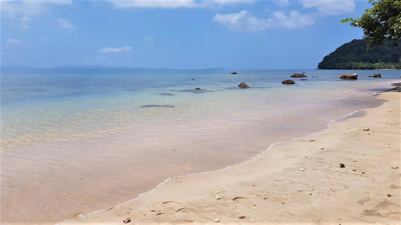 Koh Jum Coral Bay Resort Buitenkant foto